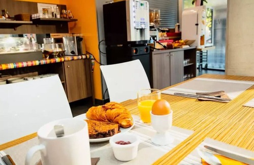 Clemenceau Apartment | Appart'Hotel Sea & Golf City Perpignan Center* - Comfort Double Studio 1 or 2 people Balcony