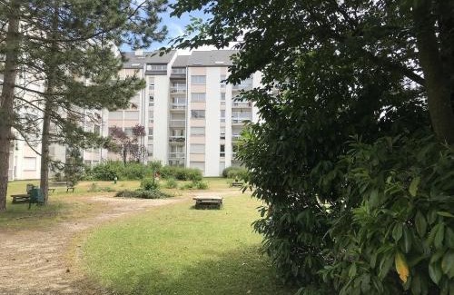 Bourroches Apartment | APPART PORT DU CANAL