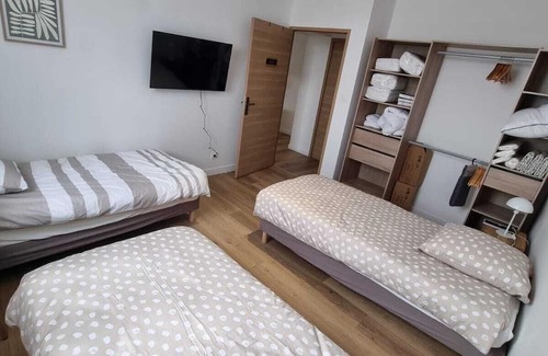 Flers-en-Escrebieux Apartment | Appart Rome Charme et Confort