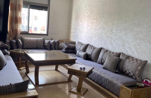 Sidi Bouzid Apartment | Appart Swim & Beach