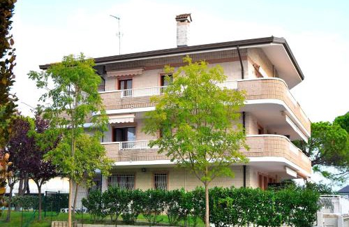 Lignano Sabbiadoro Apartment | Appartamenti Lignano Sabbiadoro - Villa Ammiraglia