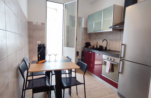 Cinecitta Apartment | Appartamento agli Acquedotti, with private garden