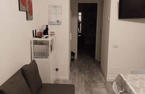 Carugate Apartment | Appartamento carino per brevi periodi vicino a tutti i servizi essenziali.