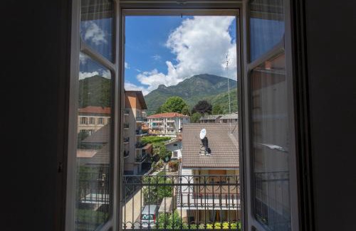 Torre Pellice Apartment | Appartamento con vista a Torre Pellice