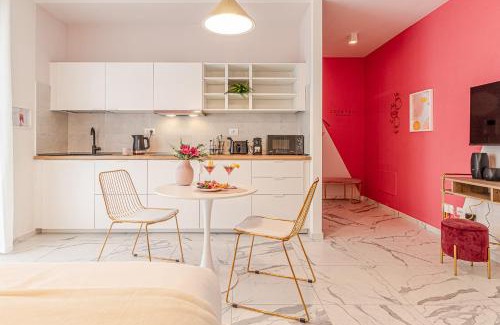 Prenestino-Centocelle Apartment | Appartamento Cosmopolitan