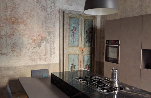 Old Town House | Appartamento di 180mq nel centro di Mantova con affreschi del 17 ° secolo