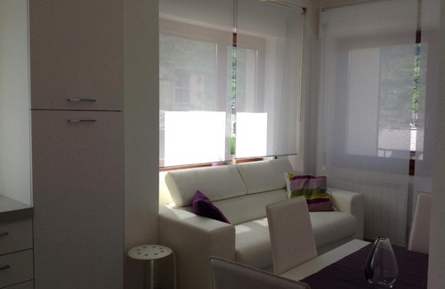 Madonna di Tirano Apartment | Appartamento Elisa 50m Trenino Rosso