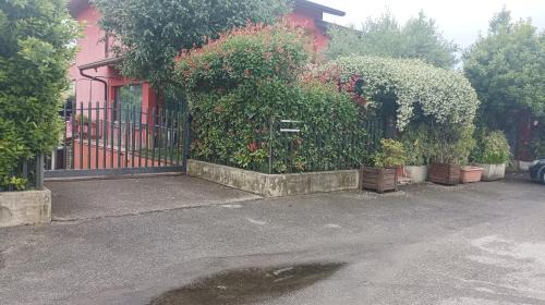 Bonate Sopra Apartment | appartamento il giardino dei semplici Bonate sopra