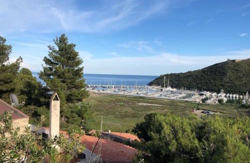 Porto Ercole Apartment | Appartamento in Poggio Pertuso - vista baia di Cala Galera vicino alla Feniglia - Porto Ercole