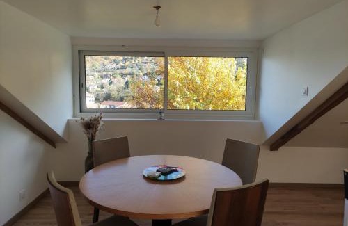 Saint-Georges-de-Commiers Apartment | Appartement au calme, dans résidence sécurisée avec place de stationnement