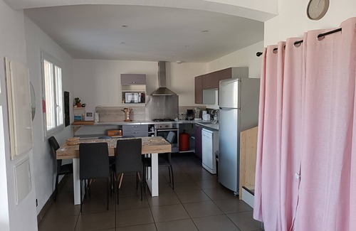 Le Pont-de-Beauvoisin Apartment | Appartement Dans Notre Maison