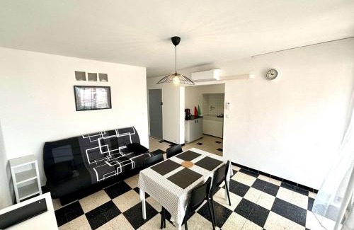 Port-la-Nouvelle Apartment | Appartement 2 Pièces, Terrasse Vue Mer, Parking Privé - FR-1-229C-108
