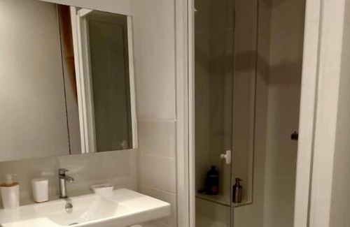 Quincy-Voisins Apartment | Appartement 2 Pieces - Refait à Neuf