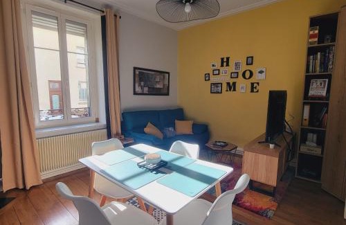 Haussonville-Blandan-Mon Desert-Saurupt Apartment | Appartement 3 étoiles avec terrasse privée à Nancy - FR-1-584-344