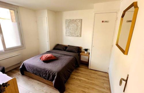 Yves Farge - Le Fleuve Apartment | Appartement 3 chambres + parking à Lyon 7