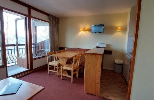 Arc-1800 Apartment | Appartement 3 pièces avec piscine, animaux acceptés, proche télécabine - FR-1-411-49