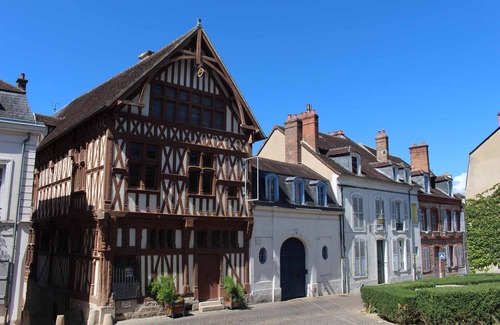 Joigny Apartment | Appartement 30m² RDC 2 Pièces