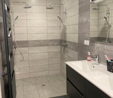 Parthenay Apartment | appartement 4-6 personnes