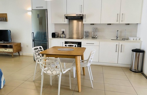 Calebasses Apartment | Appartement 4 Personnes à 200m des 2 Plus Belles Plages de Grand Baie