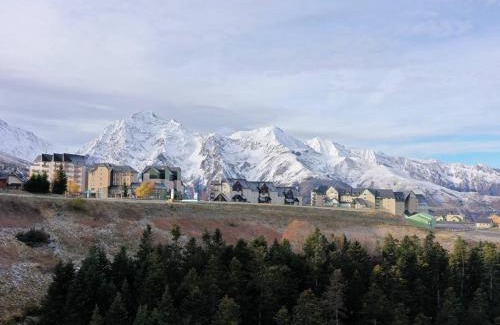Peyragudes Apartment | Appartement 8 pers. à Peyragudes - Pieds des pistes, balcons, 4 chambres, options confort - FR-1-695-45