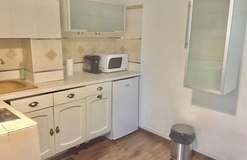 Sainte Marie - Saint Leon Apartment | Appartement au 1er Etage Proche des Commerces et Transports
