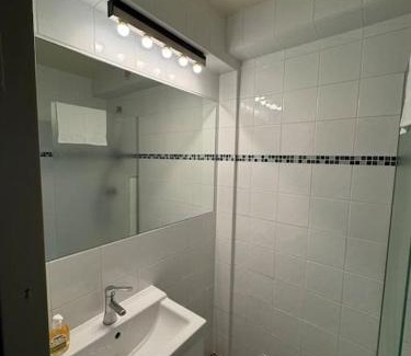 Faubourg Saint-Jacques Apartment | Appartement au centre de Valence Studio 5