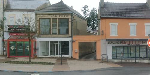 Bourbon-Lancy Apartment | appartement au gagne petit 25 kilomètres du parc le pal