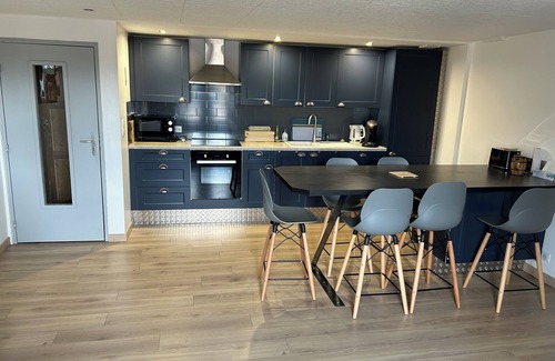Deux Vallees Vertes Apartment | Appartement Avec Tous Commerces à 2 mn à Pieds
