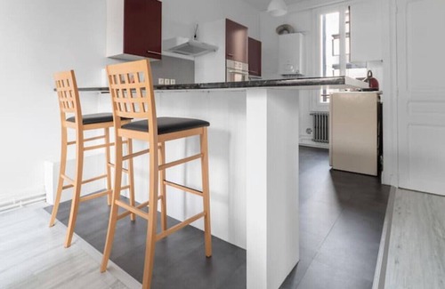 Republique Apartment | Appartement calme et lumineux proche Thermes