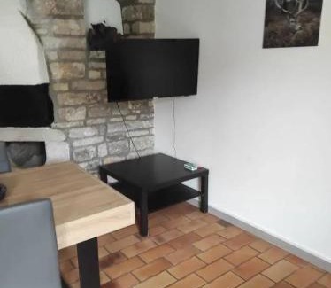 Nevy-sur-Seille Apartment | Appartement chaleureux à Nevy-sur-Seille 70 m² avec Wifi