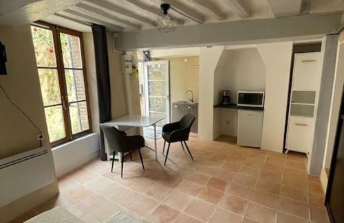 Toucy Apartment | Appartement chambre Toucy