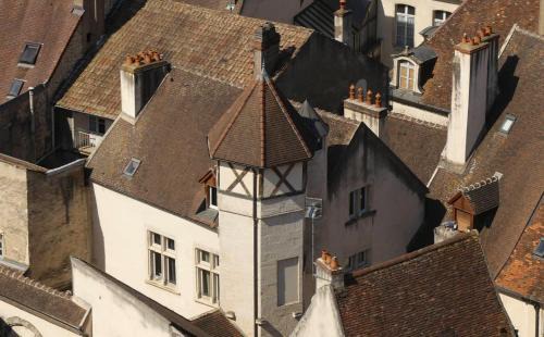 Dole Apartment | Appartement classé "La Tour"