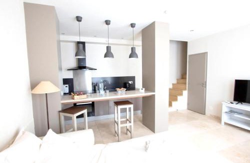 Cons-la-Grandville Apartment | Appartement confortable dans Cons-la-Grandville, terrasse, parking