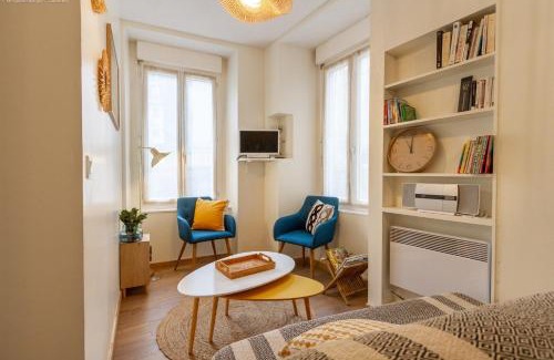 Cauterets Apartment | Appartement cosy au cœur de la ville, au calme avec Wifi et linge de maison inclus