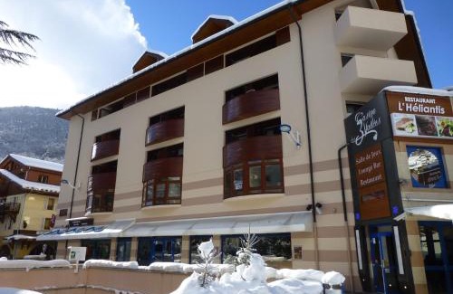 Brides-les-Bains Apartment | Appartement cosy 2 pièces avec balcon et parking, au centre de Brides-les-Bains, proche télécabine. - FR-1-512-204