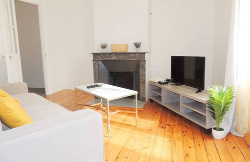 Poissy Apartment | Appartement Cosy