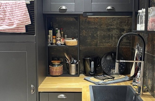 Saint-Vincent-de-Paul Apartment | Appartement Cosy Paris 10 3P