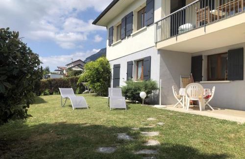 Veyrier-du-Lac Apartment | Appartement dans villa accès privé au lac