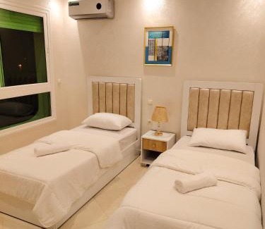Achakkar Apartment | Appartement de 3 chambres avec piscine et climatiseur sur la Plage de Achakar