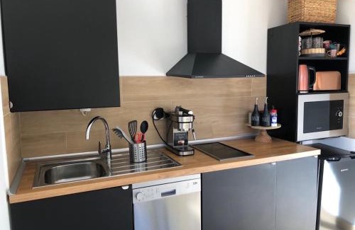 Hendaye Apartment | APPARTEMENT FACE À LA PLAGE Terrasse-Garage-Wifi-Draps et Serviettes