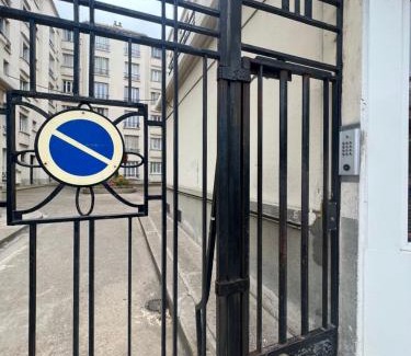 Republique–Point-du-Jour Apartment | Appartement