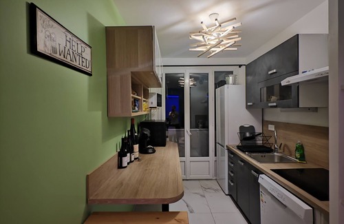 5th Arrondissement Apartment | Appartement Design, 3 Chambres Proche Lyon