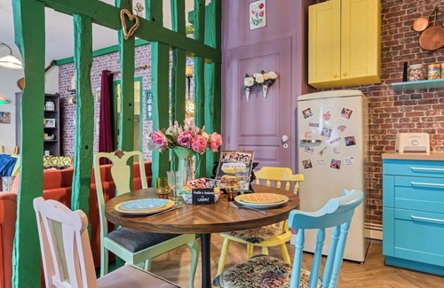 Quartier Vieux Marche-Cathedrale Apartment | Appartement Friends, immersion dans votre série culte à Rouen