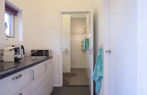 Terheijl Apartment | Appartement in Drenthe met Eigen Ingang, Keuken en Badkamer in Oude Boerderij