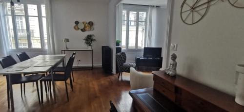 Tours Apartment | Appartement Jean Jaurès refait à neuf