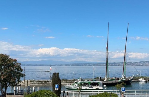 Evian-les-Bains Apartment | Appartement Le Ponton d'Evian