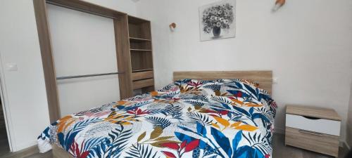 Saint-Ambroix Apartment | Appartement Le république idéalement situé.