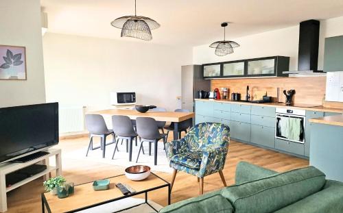 Fouesnant Apartment | Appartement moderne, hyper-centre, 2km des plages