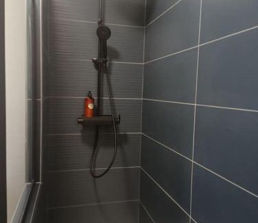 Asiatique Apartment | Appartement neuf pour 4 personnes