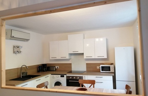 Vizille Apartment | Appartement Neuf Pour 6 Personnes Face au Parc du Château